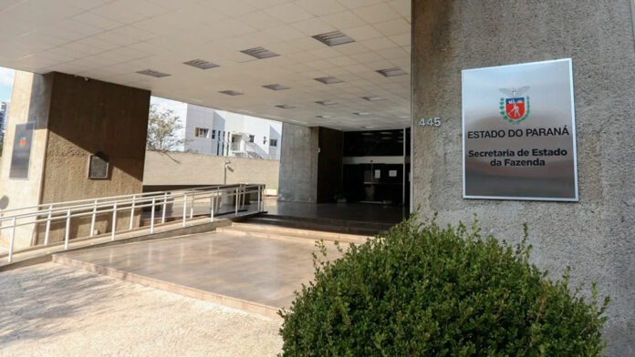 Concurso SEFA-PR 2025 abre 60 vagas com salários de até R$12.960; confira os detalhes