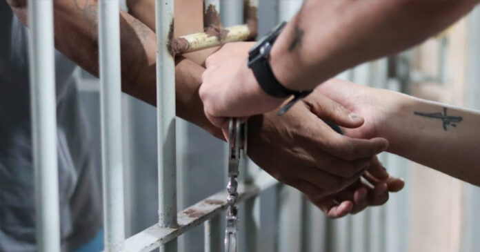 Homem condenado em Irati a 42 anos por abusos contra os filhos Homem condenado em Irati a 42 anos por abusos contra os filhos