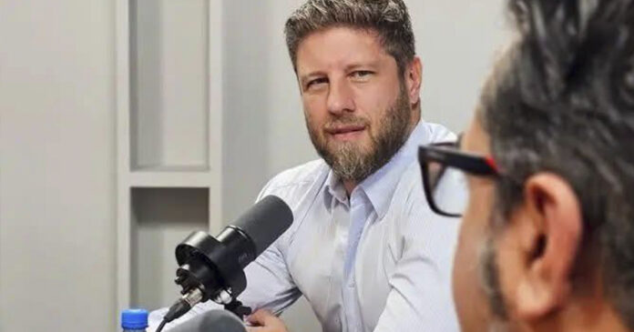 Requião Filho terá apoio de Lula para enfrentar Moro em 2026